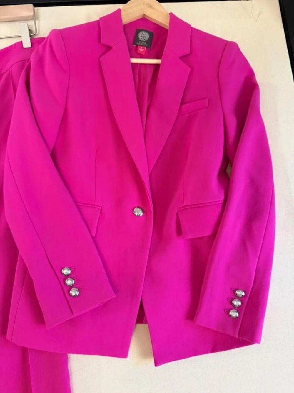 Vince Camuto Hot Pink Fuchsia Blazer Pants Suit Set Size 2 - Picture 2 of 16